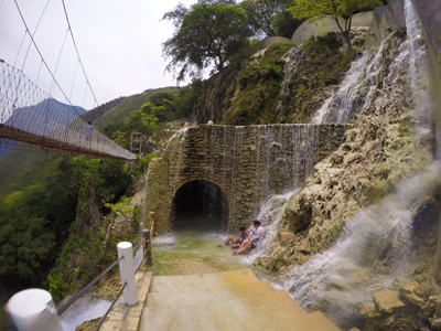 Túnel de vapor | Grutas Tolantongo